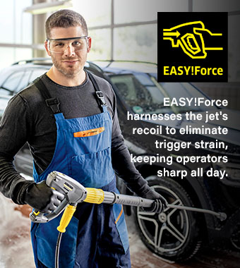Karcher HDS 6/12 C EASY!Force Trigger Gun – Eliminates Trigger Strain for All-Day Operation Operator holding EASY!Force trigger gun supplied with Karcher HDS 6/12 C 120 bar professional pressure washer