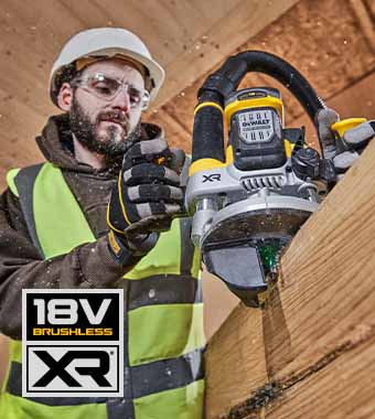DEWALT BRUSHLESS MOTOR :
Delivers Consistent Results
in Demanding Applications DeWalt DCW620H2 18V XR Cordless Brushless Motor Ergonomic Plunge Router Constant Speed Control AirLock Dust Extraction Dual Leds
