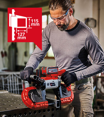 Wide cutting range
Thanks to the large cutting width of 127 mm and 115 mm
cutting height, even larger workpieces, pipes and strips can
be easily separated with the cordless band saw. Einhell TE-MB-18-127-Li 18v Cordless Bandsaw band saw