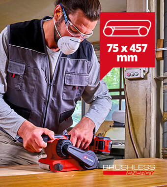 Sand large areas in no time
Thanks to its 126 mm long and 75 mm wide sanding
surface and a max. sanding belt speed of 250 m/min.
A powerful, brushless motor ensures maximum
performance and a longer running time. Einhell TP-BS-18-457-BL 18v Cordless Brushless PurePOWER Belt Sander sanding