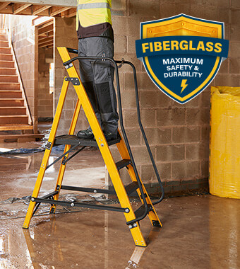 Werner MEGASTEP 30090418 Fibreglass Swingback HolsterTop StepLadder