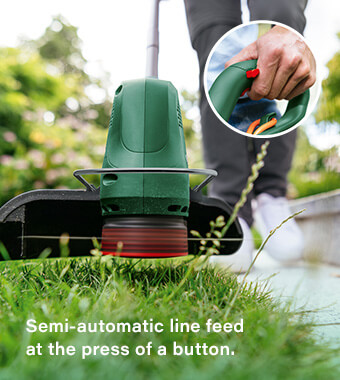 Semi-automatic line feed and the head
can be rotated for precise lawn edging. Bosch 18v Cordless EasyGrassCut grass line trimmer lawn edging