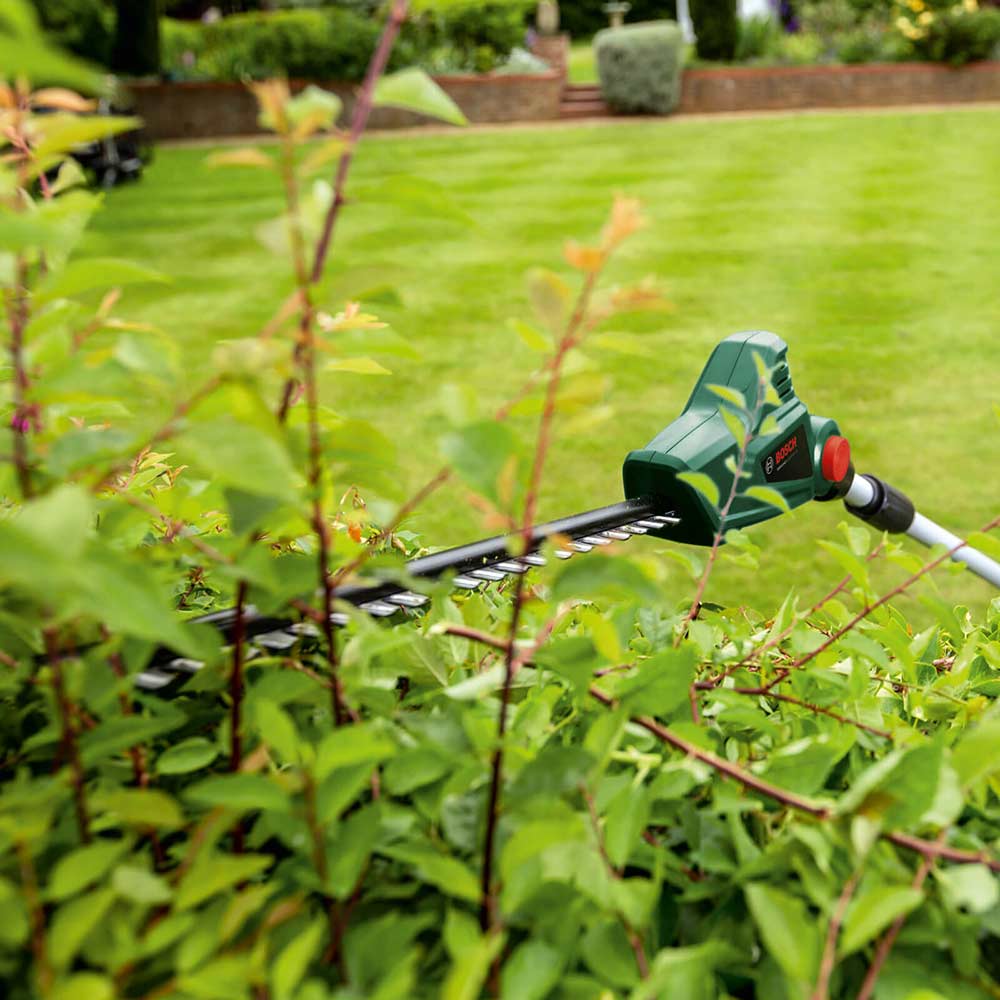 Bosch cordless extendable hedge trimmer hotsell