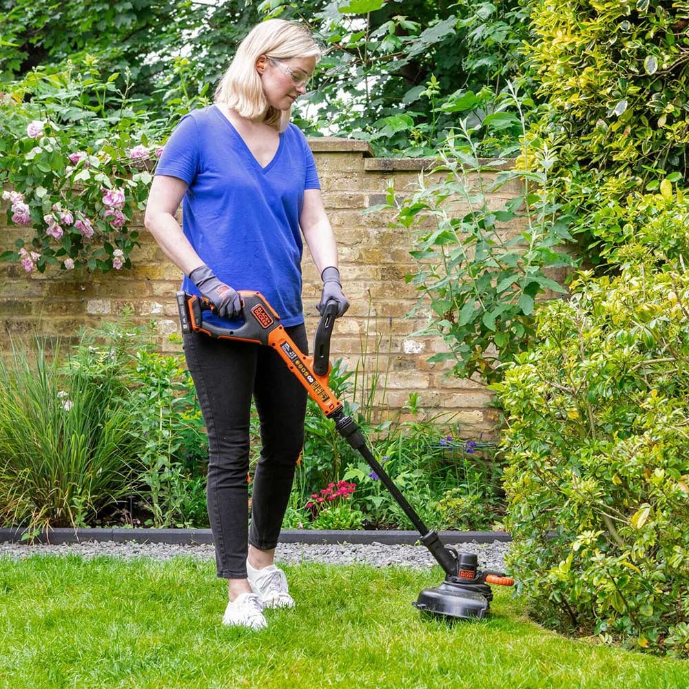 Cordless Strimmer Black And Decker Grass Hog 18v Decker Grass