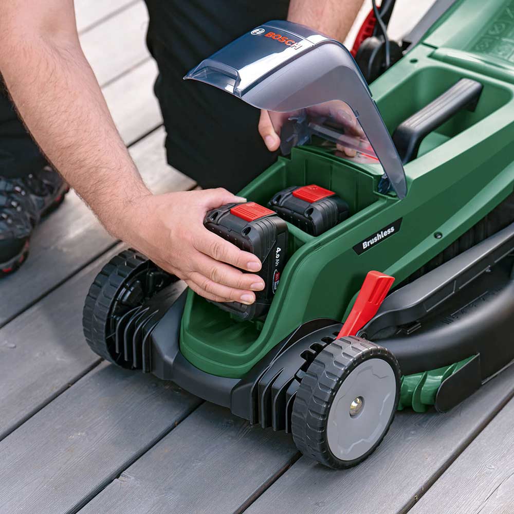 Bosch UNIVERSALROTAK 2X18V 37 550 P4A 36v Cordless Rotary Lawnmower 370mm Lawnmowers