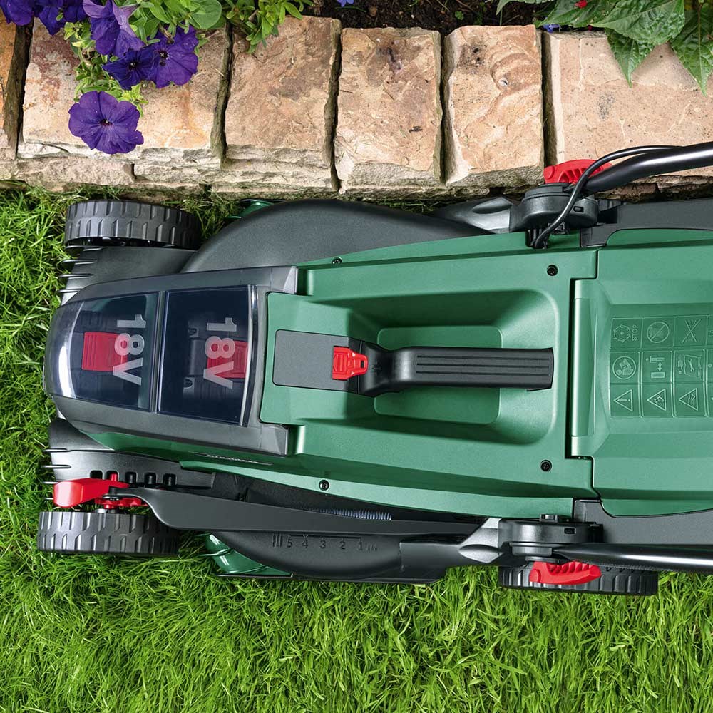 Bosch UNIVERSALROTAK 2X18V-37-550 P4A 36v Cordless Rotary