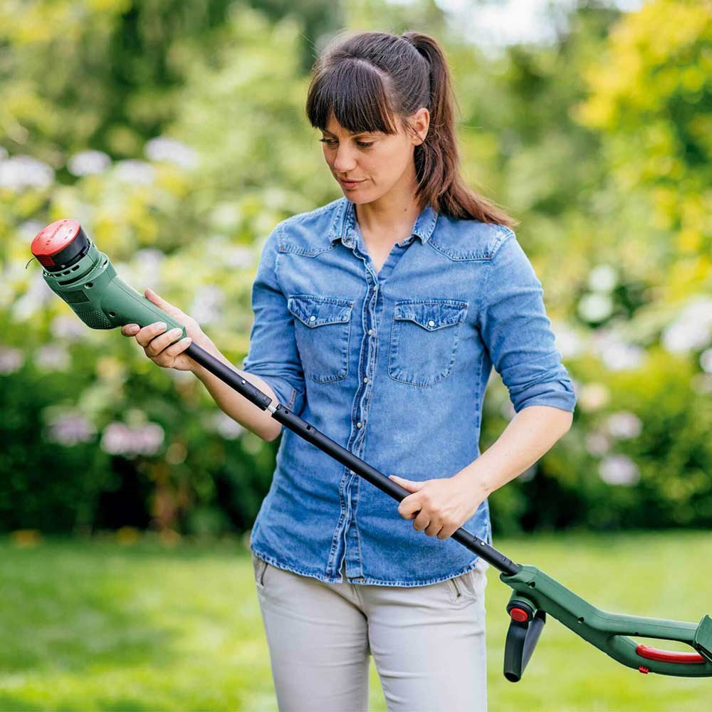 Bosch EASYGRASSCUT 18V-26 P4A 18v Cordless Grass Trimmer and Edger