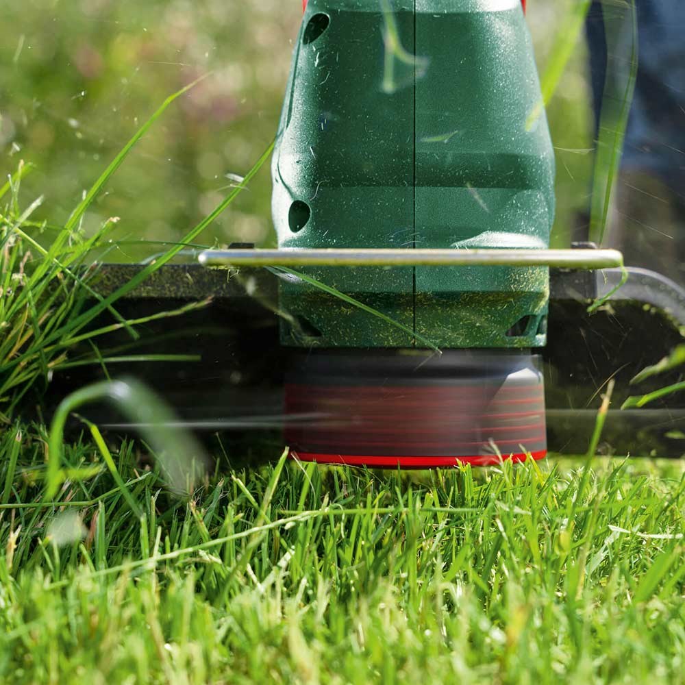 Bosch UNIVERSALGRASSCUT 18V-26-500 P4A 18v Cordless Grass Trimmer