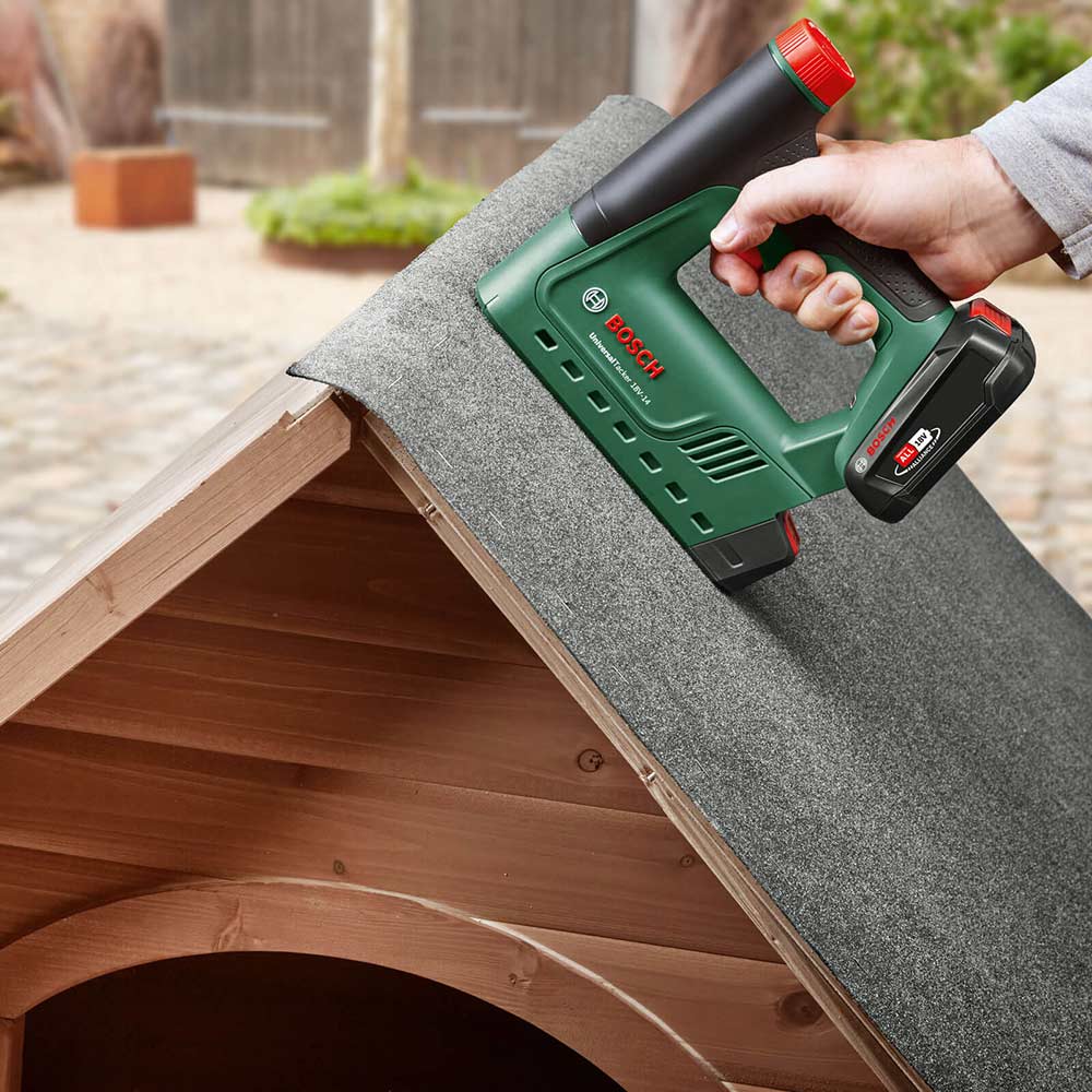 Bosch UNIVERSAL TACKER 18V-14 P4A 18v Cordless Nail Tacker Bosch UNIVERSAL TACKER 18V-14 P4A 18v Cordless Nail Tacker