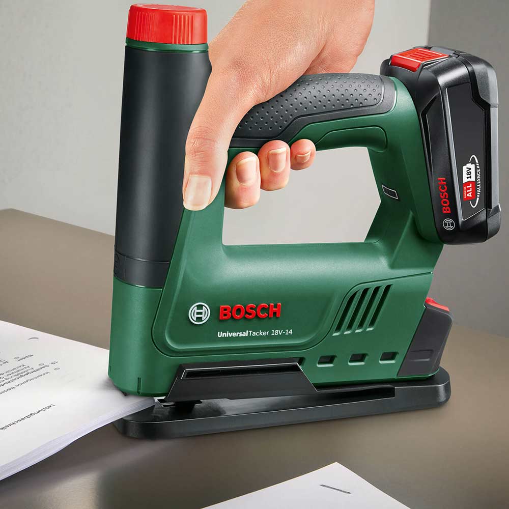 Bosch UNIVERSAL TACKER 18V-14 P4A 18v Cordless Nail Tacker Bosch UNIVERSAL TACKER 18V-14 P4A 18v Cordless Nail Tacker