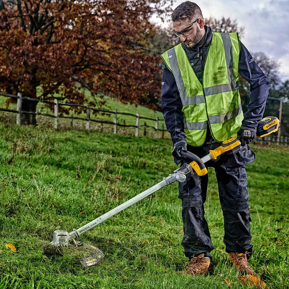 Dewalt battery grass trimmer best sale