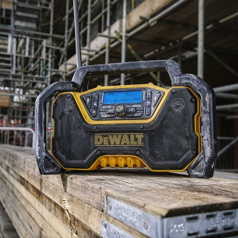 Radio DeWalt DCR027-QW XR Con DAB+ E Funzione Di Ricarica - Per Cantieri E Lavoro Outdoor - Foto 3