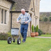 Lawn Spreaders