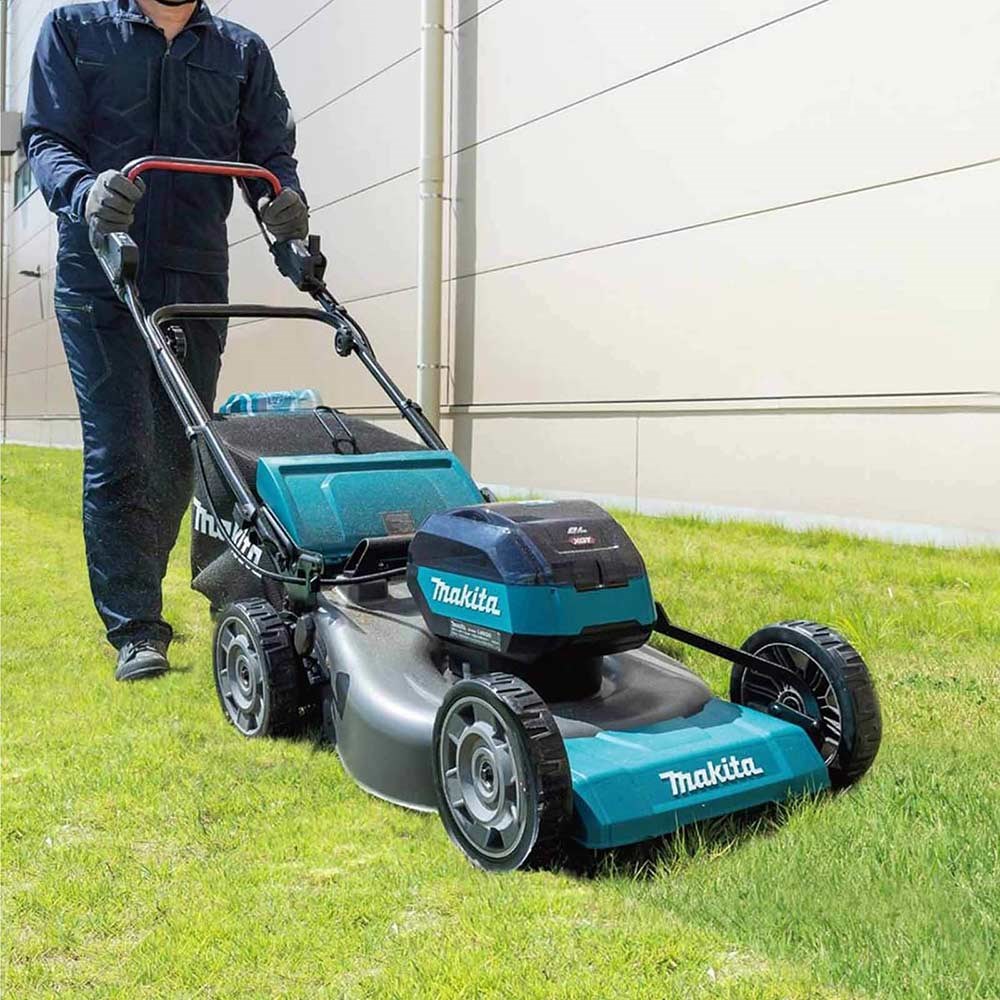 Makita LM001G 40v Max XGT Cordless Brushless Lawnmower 480mm
