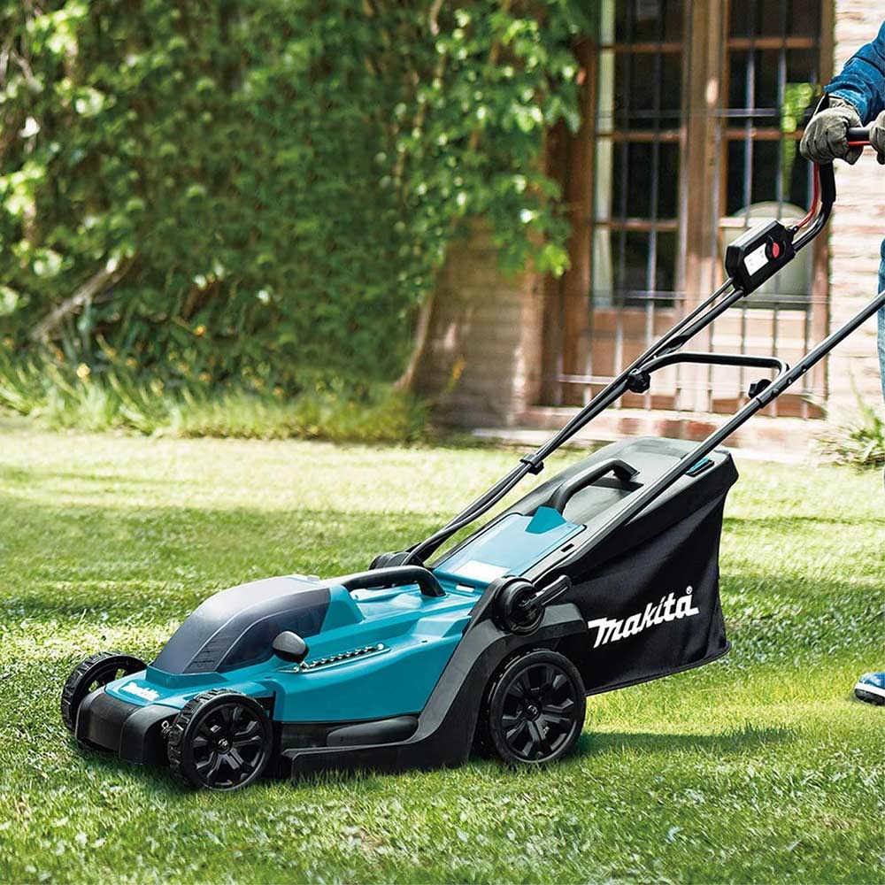 Makita DLM330 18v LXT Cordless Lawnmower 330mm Lawnmowers