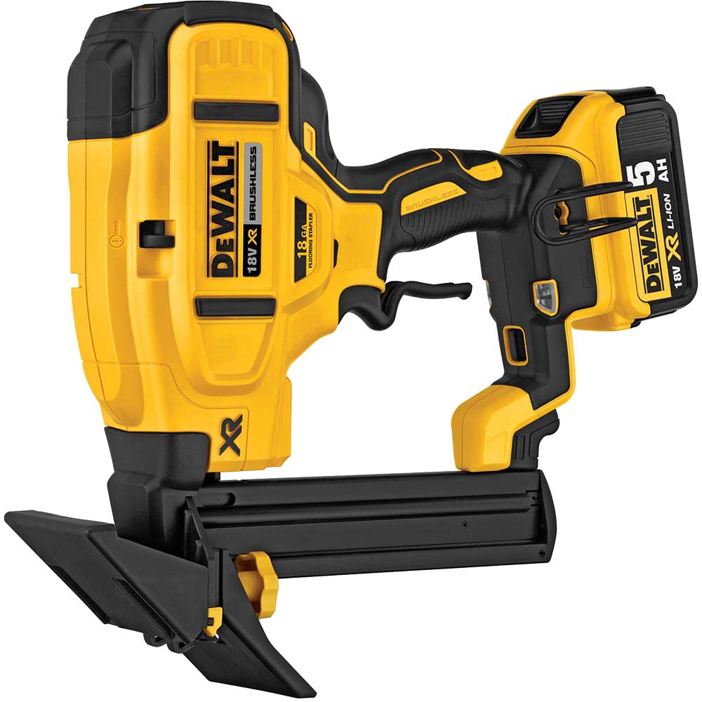 Dewalt stapler outlet 18v