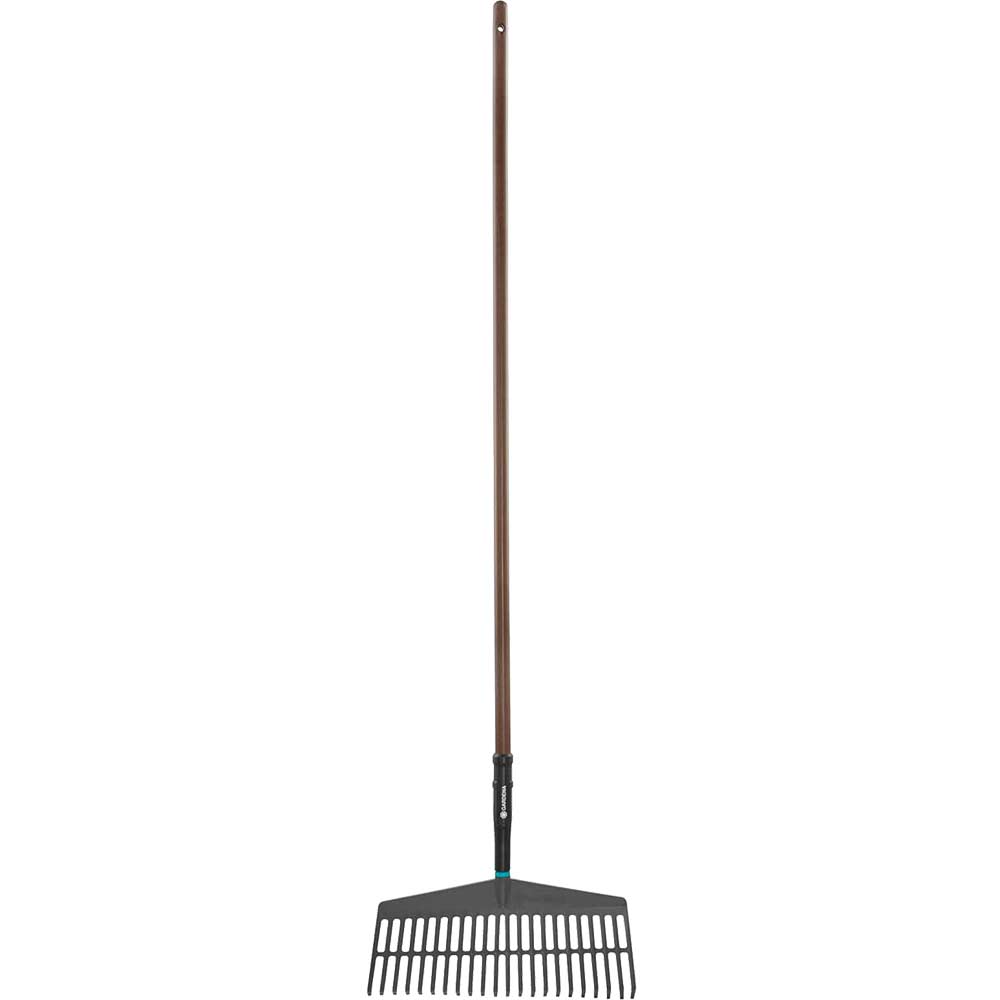 Gardena Natureline Fsc Lawn Rake Size 10